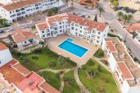 Bazén v ubytování Apartamento holidays nebo v jeho okolí