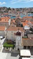 Výhľad na mesto Trogir alebo výhľad na mesto priamo z apartmánu