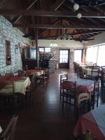 Restauracja lub miejsce do jedzenia w obiekcie Guesthouse Kastania Korakis