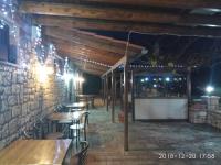 Restauracja lub miejsce do jedzenia w obiekcie Guesthouse Kastania Korakis