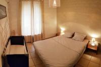 Cama ou camas em um quarto em Moderne appartement pres de centre