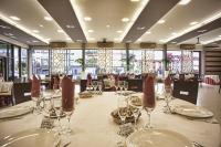 Reštaurácia alebo iné gastronomické zariadenie v ubytovaní Hotel Sierra Las Villas