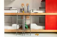 Habitación con 2 literas en un estante en Combo Torino, en Turín