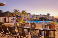 Basen w obiekcie Secrets Lanzarote Resort & Spa - Adults Only (+18) lub w pobliżu