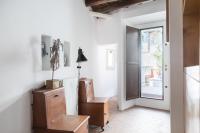 A seating area at Classic and chic apartments in Trastevere