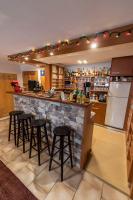 Lounge nebo bar v ubytování Penzion u Vichu