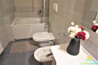 A bathroom at Garda Smile