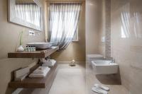 Koupelna v ubytování Villa Sylvia by HMZ Villas
