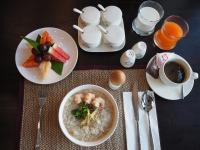 Đồ ăn tại/gần khách sạn