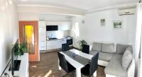 Kuchyňa alebo kuchynka v ubytovaní Apartments & Rooms Formenti