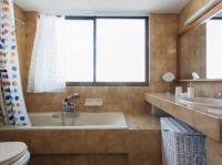 Kúpeľňa v ubytovaní Luxury Athenian Riviera Apartment 135 sqm at Voula