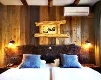 Ribno Alpine Hotelにあるベッド