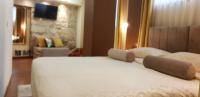 Posteľ alebo postele v izbe v ubytovaní Authentic Luxury Rooms