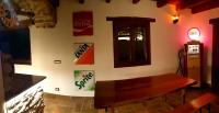 A seating area at IL SANTO GRAAL