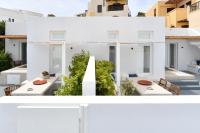 Balkón nebo terasa v ubytování Thiro Santorini