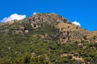 A general mountain view or a mountain view taken from A villát