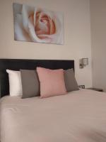 Posteľ alebo postele v izbe v ubytovaní Marina's Luxury Rooms