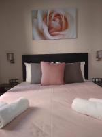 Posteľ alebo postele v izbe v ubytovaní Marina's Luxury Rooms