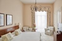 Reid's Palace, A Belmond Hotel, Madeiraにあるベッド