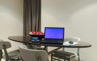 TV a/nebo společenská místnost v ubytování Dusit Princess Residences Dubai Marina