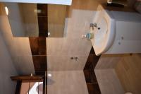 Kúpeľňa v ubytovaní Apartments Šime Soline