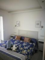 Postel nebo postele na pokoji v ubytování Cozy Luxury