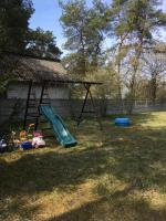 Vonkajšia záhrada v ubytovaní Forest Villa