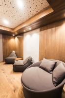 A seating area at Panorama Residence Mösern