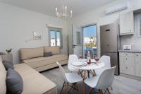 Kuchyň nebo kuchyňský kout v ubytování Heart of Paros Apartments