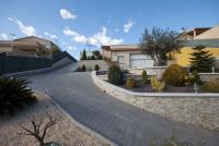 The surrounding neighborhood or a neighborhood close to A villát