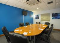 Holiday Inn Express Braintree by IHGにあるビジネスエリアまたは会議室