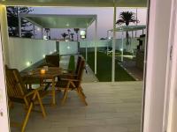 Patio nebo venkovní prostory v ubytování Cozy Luxury