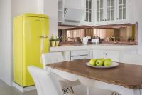 A kitchen or kitchenette at Suites Minetos