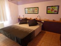 A bed or beds in a room at Can Mahola