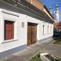 Budynek, w którym mieści się apartament
