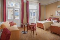 Postel nebo postele na pokoji v ubytování Hotel Paris Prague