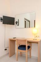 TV a/nebo společenská místnost v ubytování Hotel Ibiza Playa