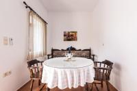 Posedenie v ubytovaní Casa Theoni