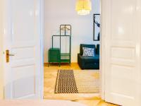 Posezení v ubytování Contemporary City Apartment - by Nahuen Suites