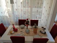 Nápoje v ubytovaní Apartment Petar