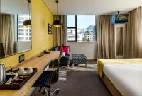 Cresta Grande Cape Townにあるベッド