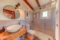 Kúpeľňa v ubytovaní Villa Font Xica Gran by Sealand Villas