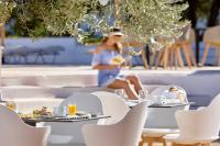 Hostia v ubytovaní Vasia Royal Hotel