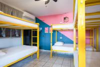 Tempat tidur dalam Kamar Asrama Campuran 8-Tempat Tidur