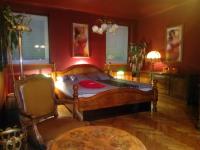 Łóżko lub łóżka w pokoju w obiekcie Hotel Cade
