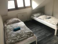 Postel nebo postele na pokoji v ubytování Old Town Apartments S12