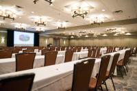 Crowne Plaza Suites MSP Airport - Mall of America by IHGにあるビジネスエリアまたは会議室
