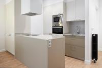 Kuchyňa alebo kuchynka v ubytovaní Mayor Suite 3 by FeelFree Rentals