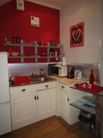 A kitchen or kitchenette at Fermette dans les pays de la Loire