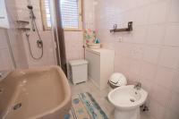 Kúpeľňa v ubytovaní Apartment Kralj